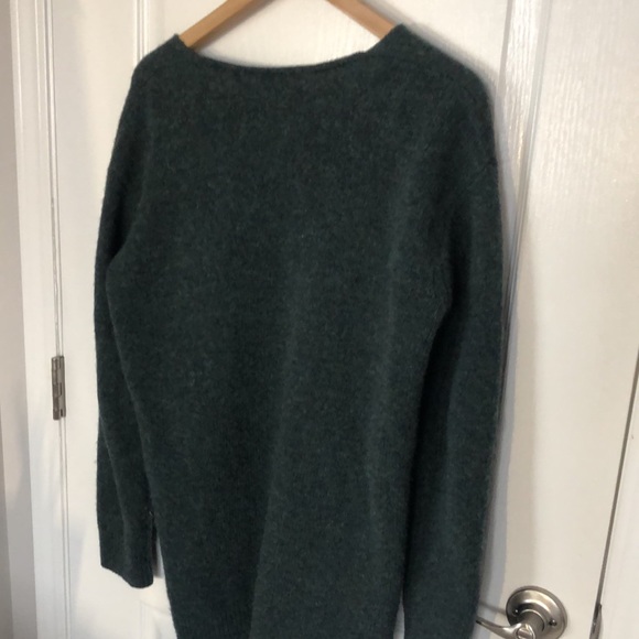 Uniqlo Dark Green 100% Wool Sweater - Picture 5 of 5